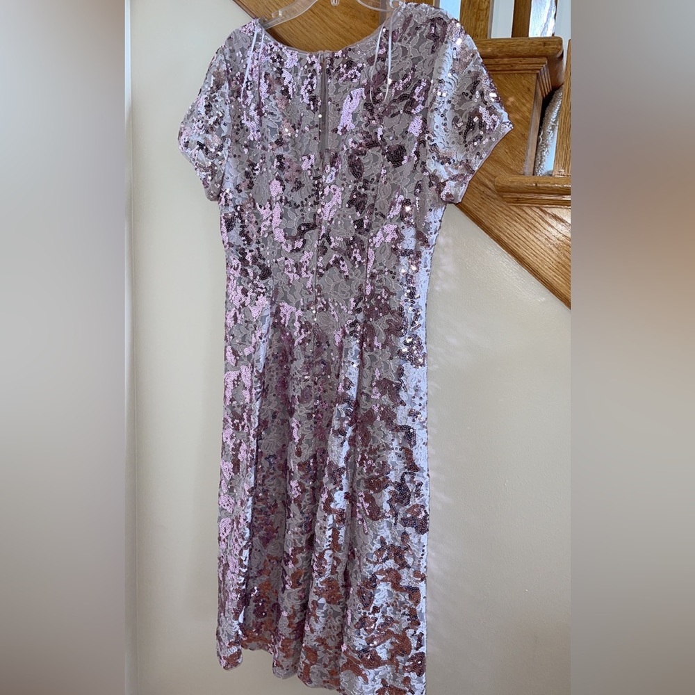 Women’s Formal Dress Sz 18 SLNY Pink Short Sleeve Gown Allover Sequins Fit Flare - Picture 6 of 11